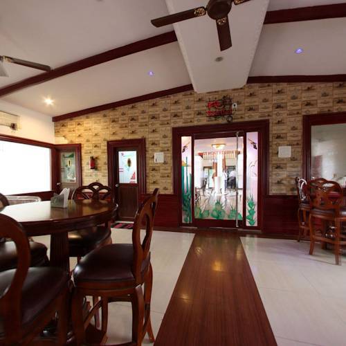 Hotel Sathyam Tiruchirappalli Buitenkant foto